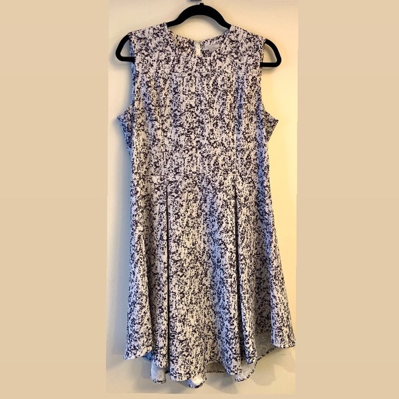 H&M Dress - Picture 1 of 5